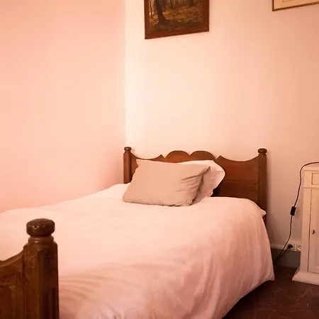 Apartment Dans Le Chateau De Waleffe Faimes